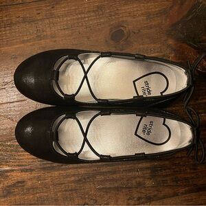 Stride Rite girls shoes size 12 like-new